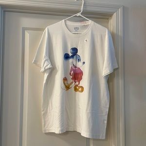 Uniqlo Mickey Mouse t-shirt unisex